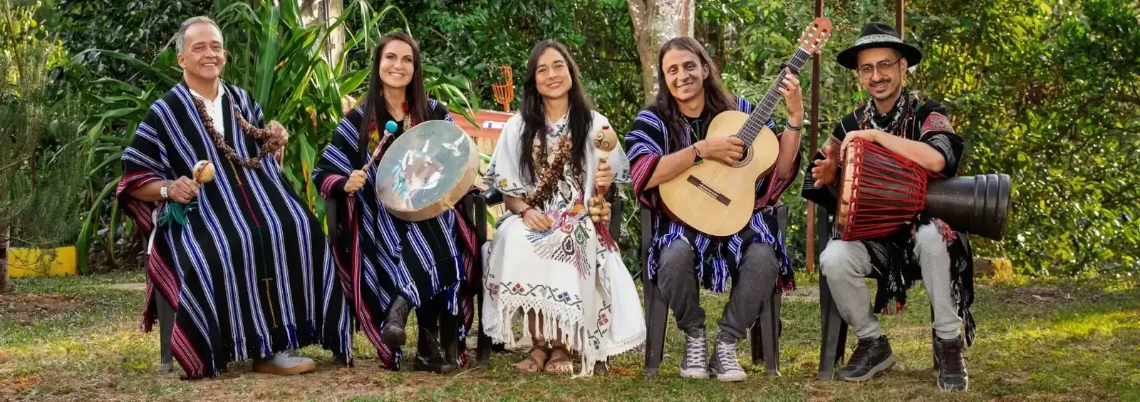 Aya Header schmal 1600px